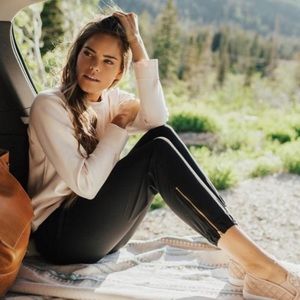 Albion Fit Black “Jetsetter Joggers”